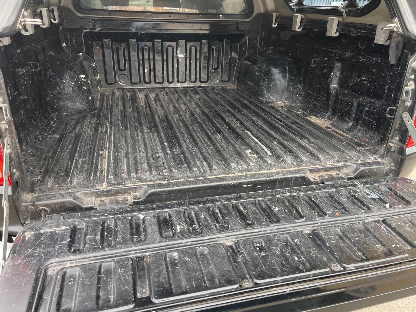 Mitsubishi L200 Plus Doppelkabine 4WD + HARDTOP