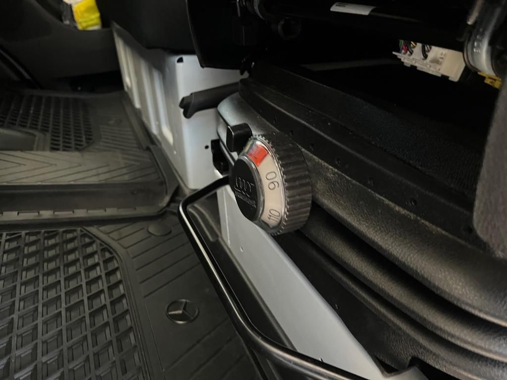 Fahrzeugabbildung Mercedes-Benz Sprinter 317 Kasten L2H2 360°Schwingsitz SHZ EDW