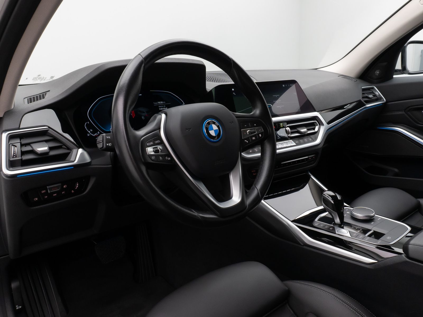 Fahrzeugabbildung BMW 320e Sport Line 360° Laser DAB H/K Komfort Alarm