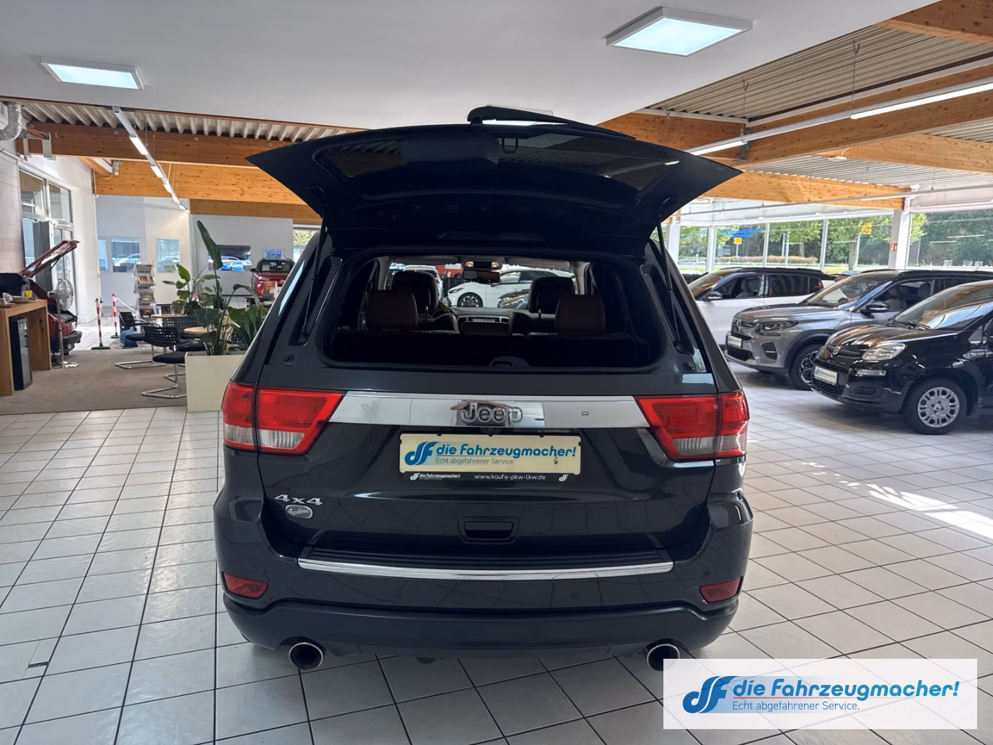JEEP GRAND CHEROKEE 5.7 V8