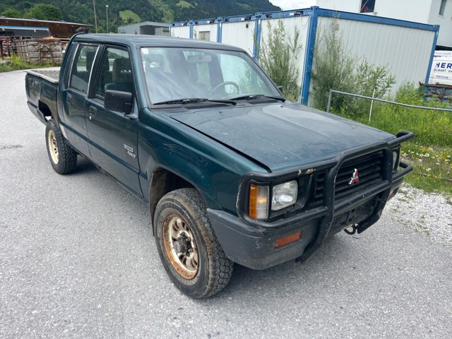 Mitsubishi L200 2,5 Intercooler 4X4 / AHK/ FESTPREIS