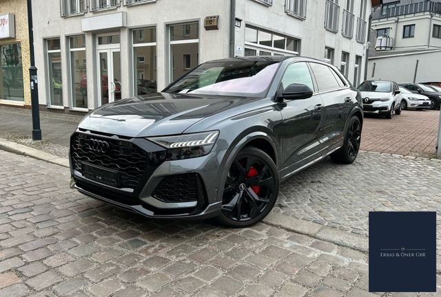 Audi RSQ8 4.0 TFSI QUT*MATRIX*PANO*CARBON*HUD*360°