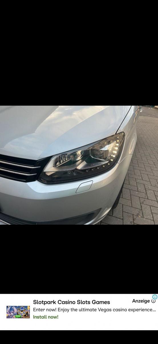 Volkswagen Golf 2012 — rear view