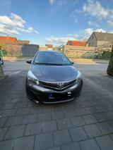 Toyota Yaris 1,33-l-Dual-VVT-i Life Life