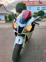 Aprilia RSV1000R - Offers matching your search criteria