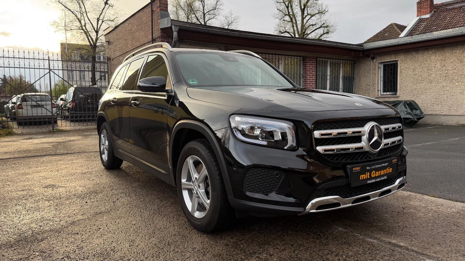 Mercedes-Benz GLB 220 d