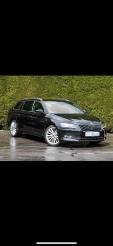 Skoda Superb 2,0 TSI 4x4 L&K ACC DCC AHK D...