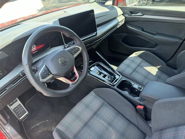 Golf VIII GTI 2.0 l TSI OPF 195 kW (265 PS)