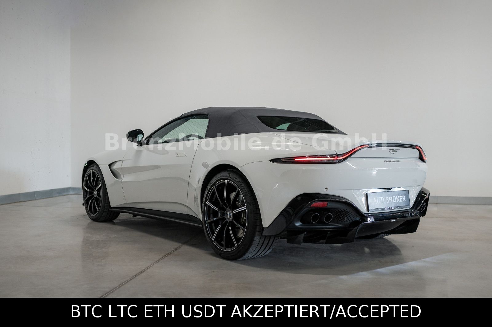 Aston Martin V8 Vantage