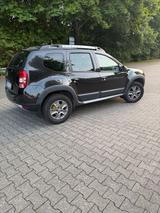 Dacia Duster 1.5 dci - Dacia Sandero mit Diesel-Antrieb: Geländewagen