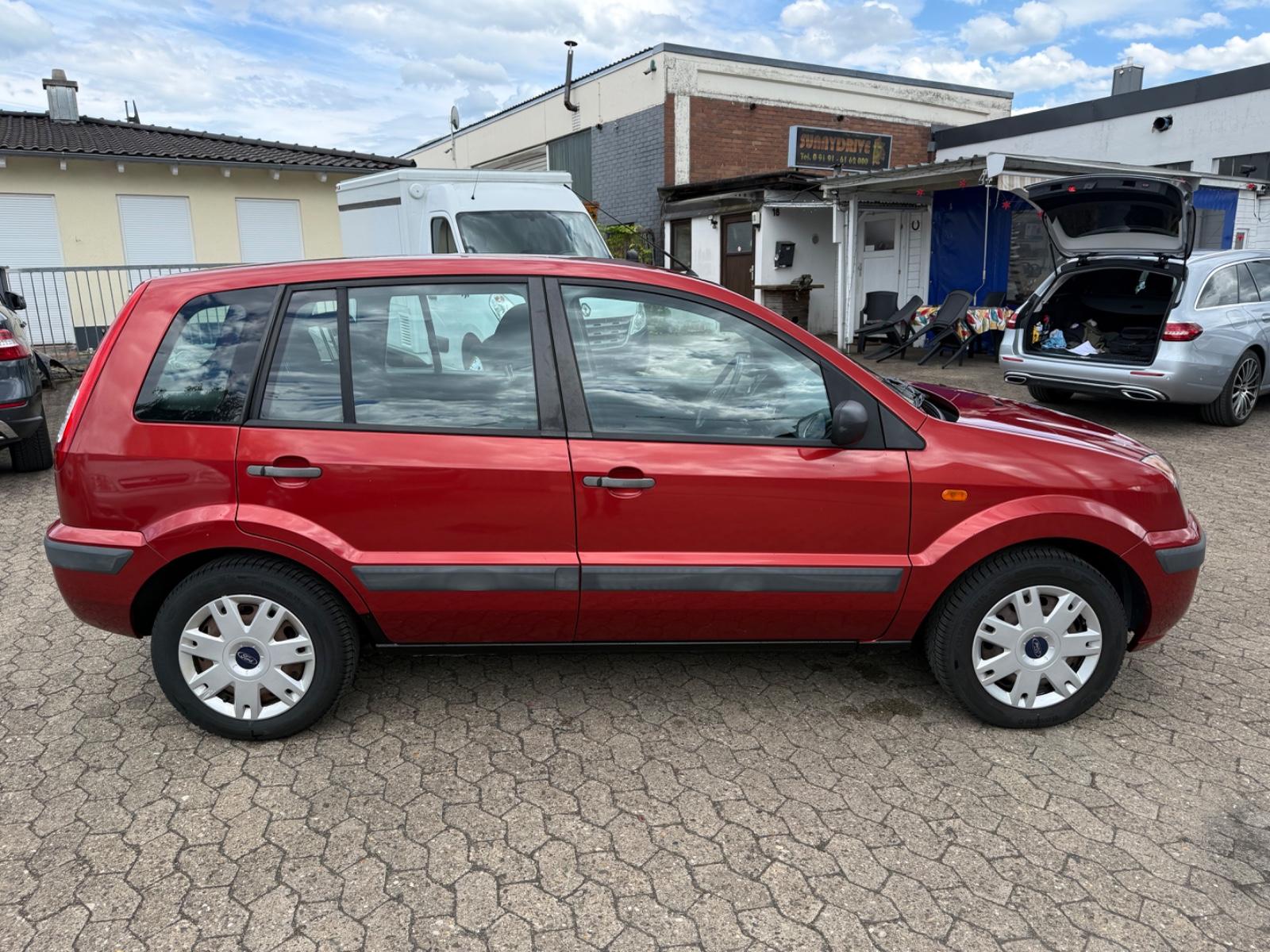 Ford Fusion ,KLI,EFH,ZV,TÜV ZAHNR. ÖL  NEU,AHK