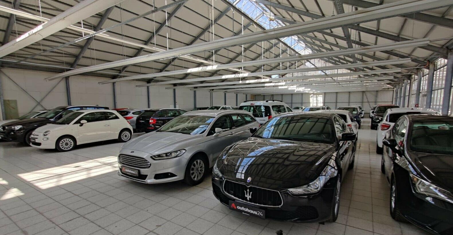 showroom-image-main