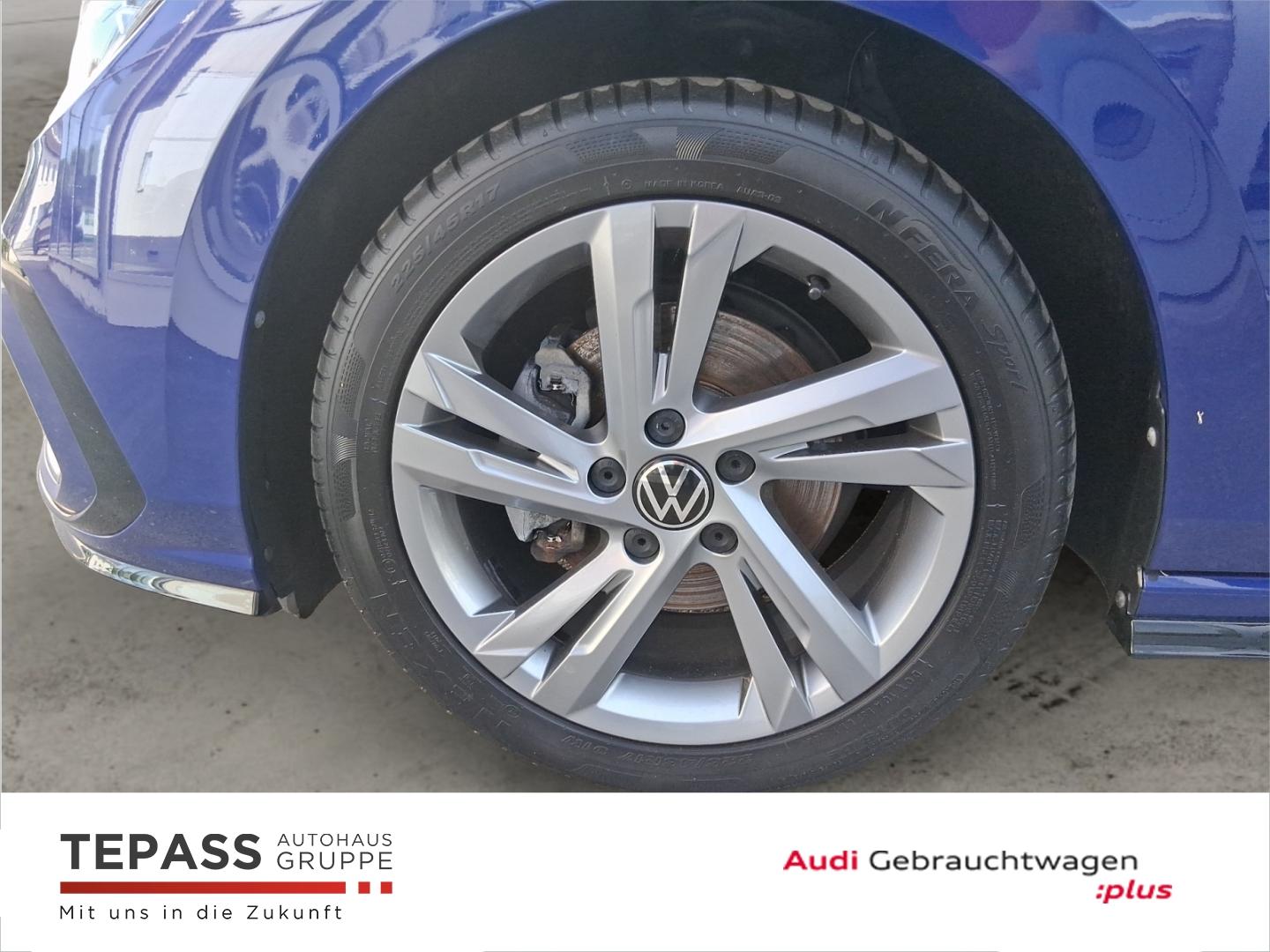 Volkswagen Golf R VIII eTSI LINE LICHT SICHT ACC LED SHZ