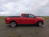 Dodge RAM 1500 Classic 5,7 L V8 4x4  - rote Dodge RAM