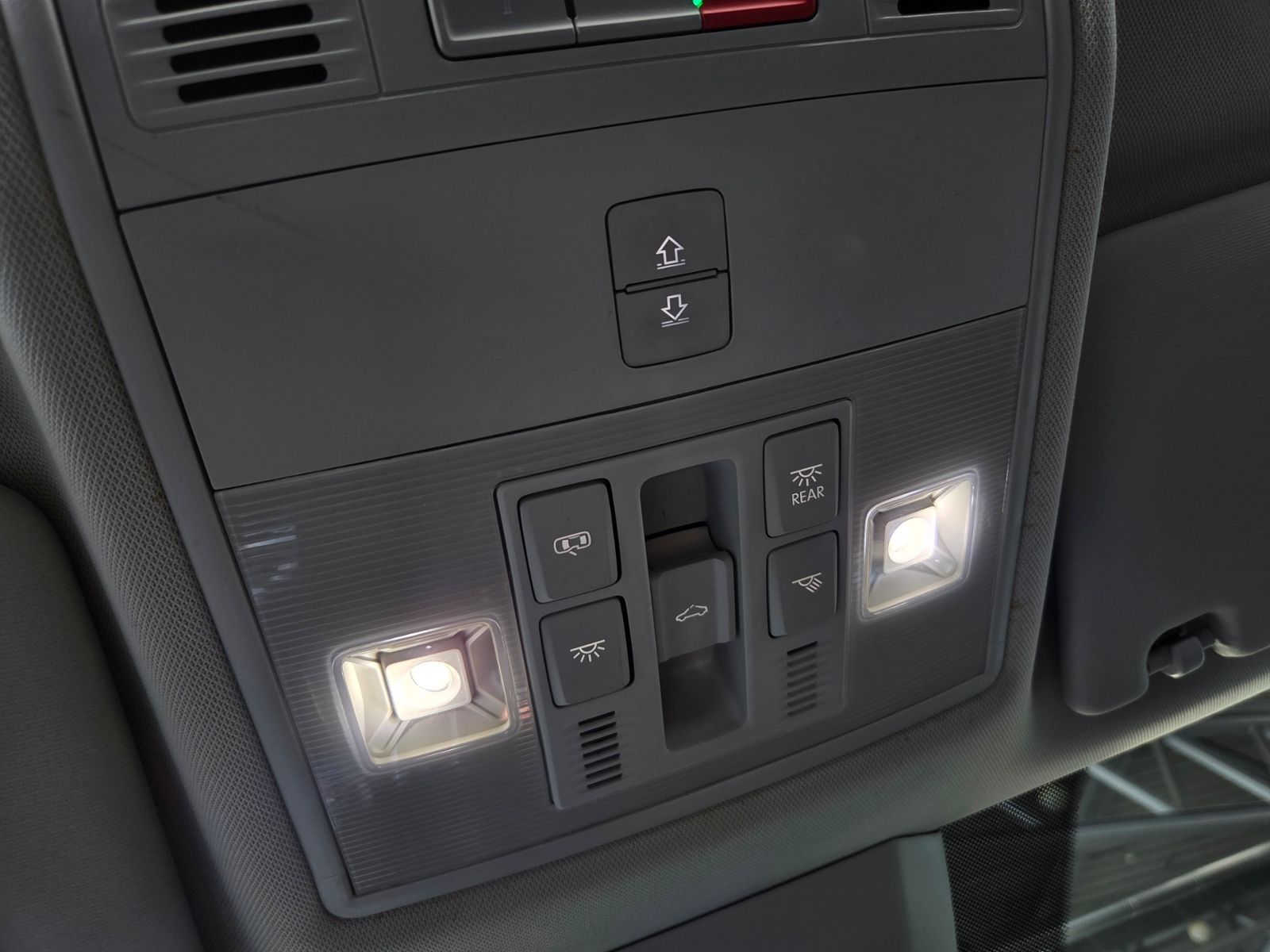Fahrzeugabbildung SKODA Kodiaq Style 4x4 PANO MEMORY 360° STNDHZ