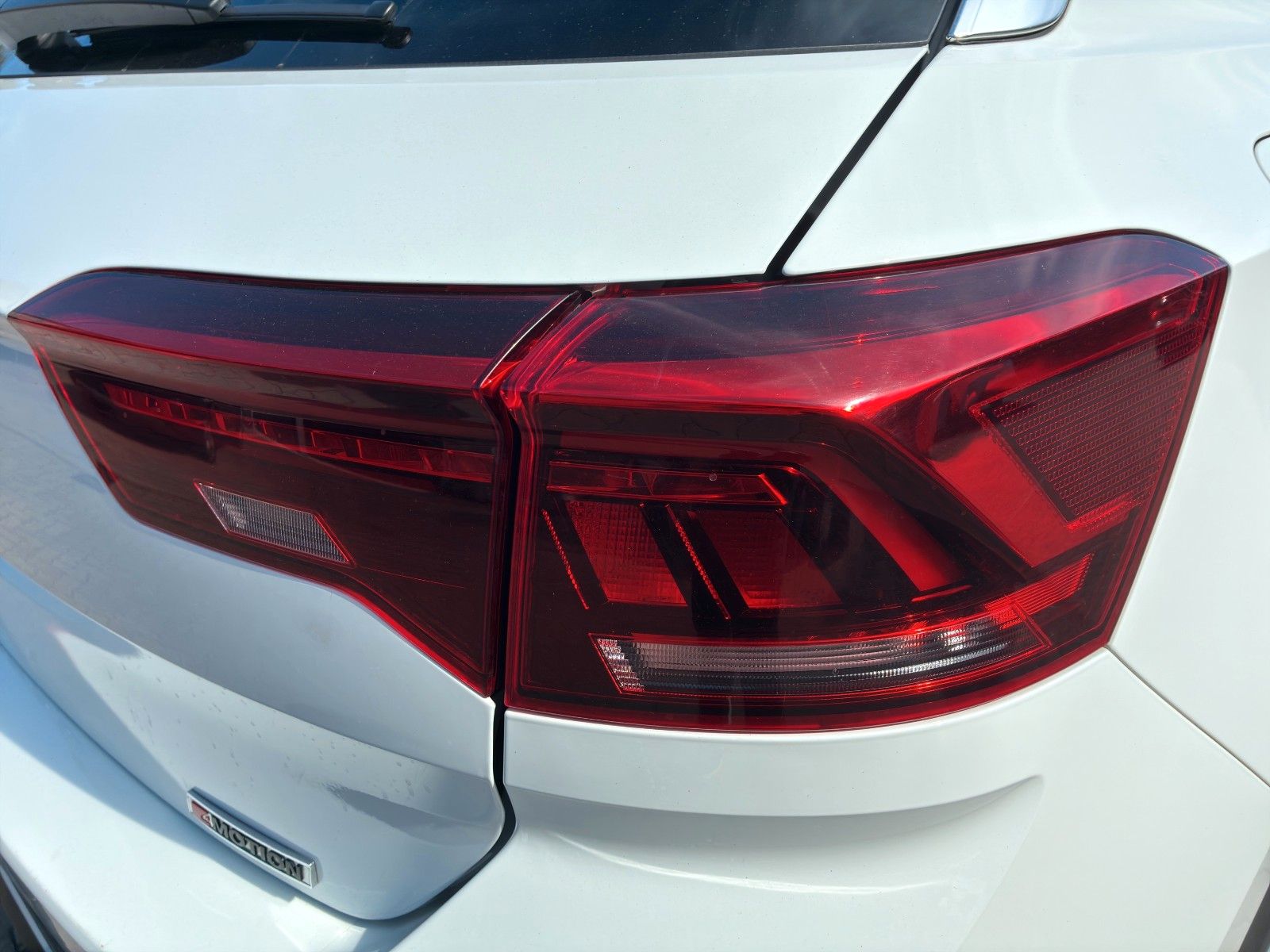 Fahrzeugabbildung Volkswagen T-Roc R-Line*Sport 4M*DSG*AHK*Navi Kamera**