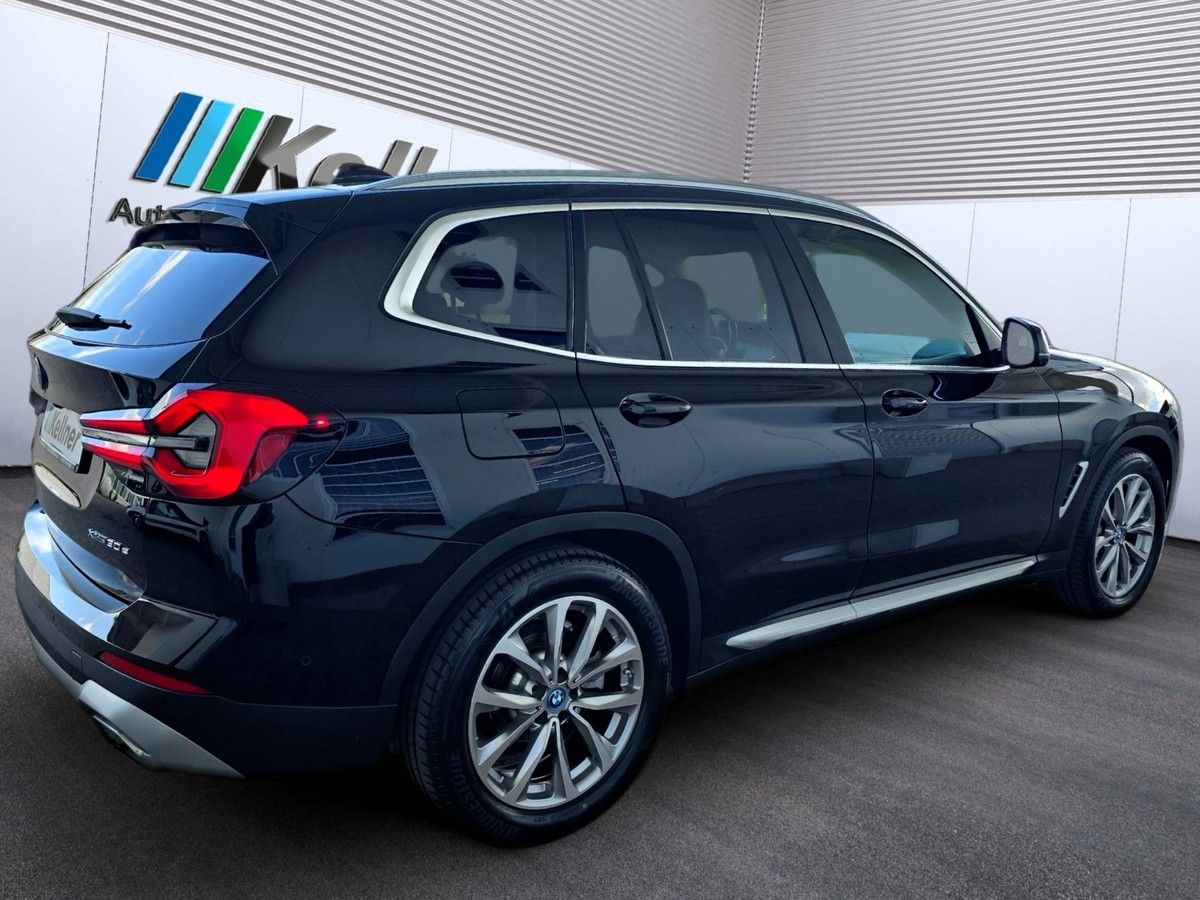 BMW X3  xDrive30e Aut.+Head-Up+Laser+HiFi+360°+19"+ foto 6