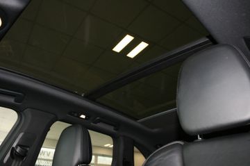 Fahrzeugabbildung Porsche Cayenne S Diesel Luftfederung, Panorama, AHK,ACC