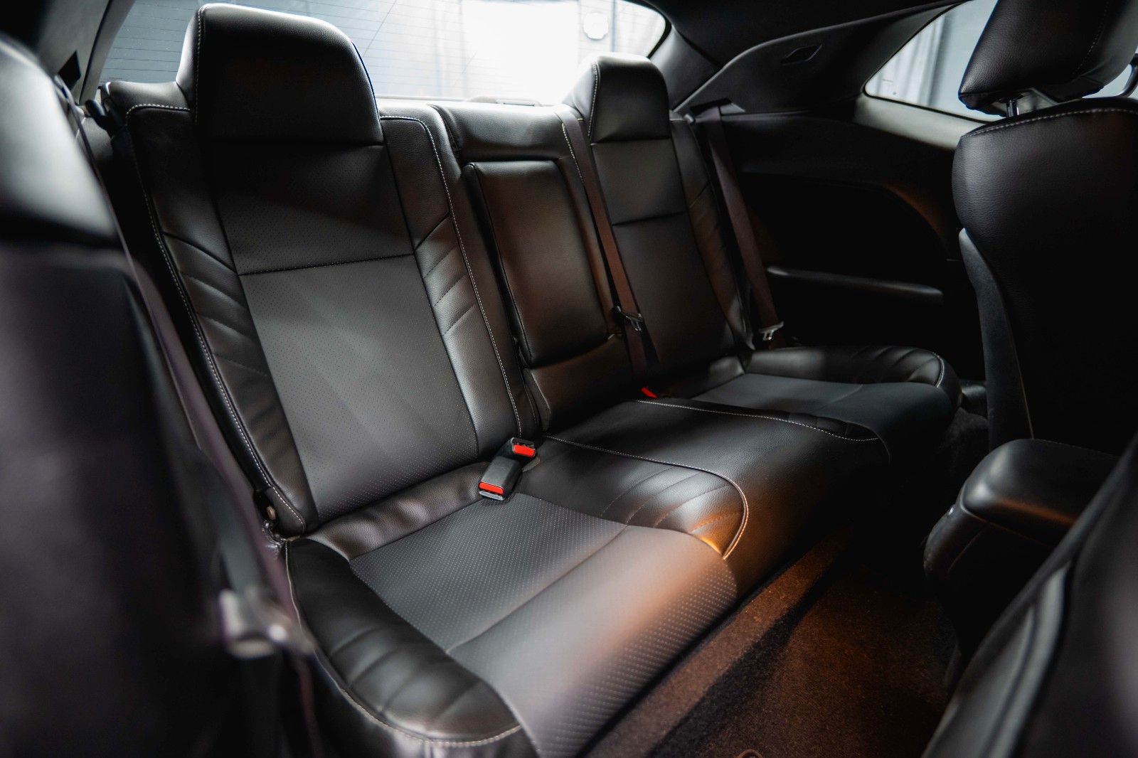 Fahrzeugabbildung Dodge Challenger 5.7 V8 R/T SRT WIDE BODY *LED*19%*