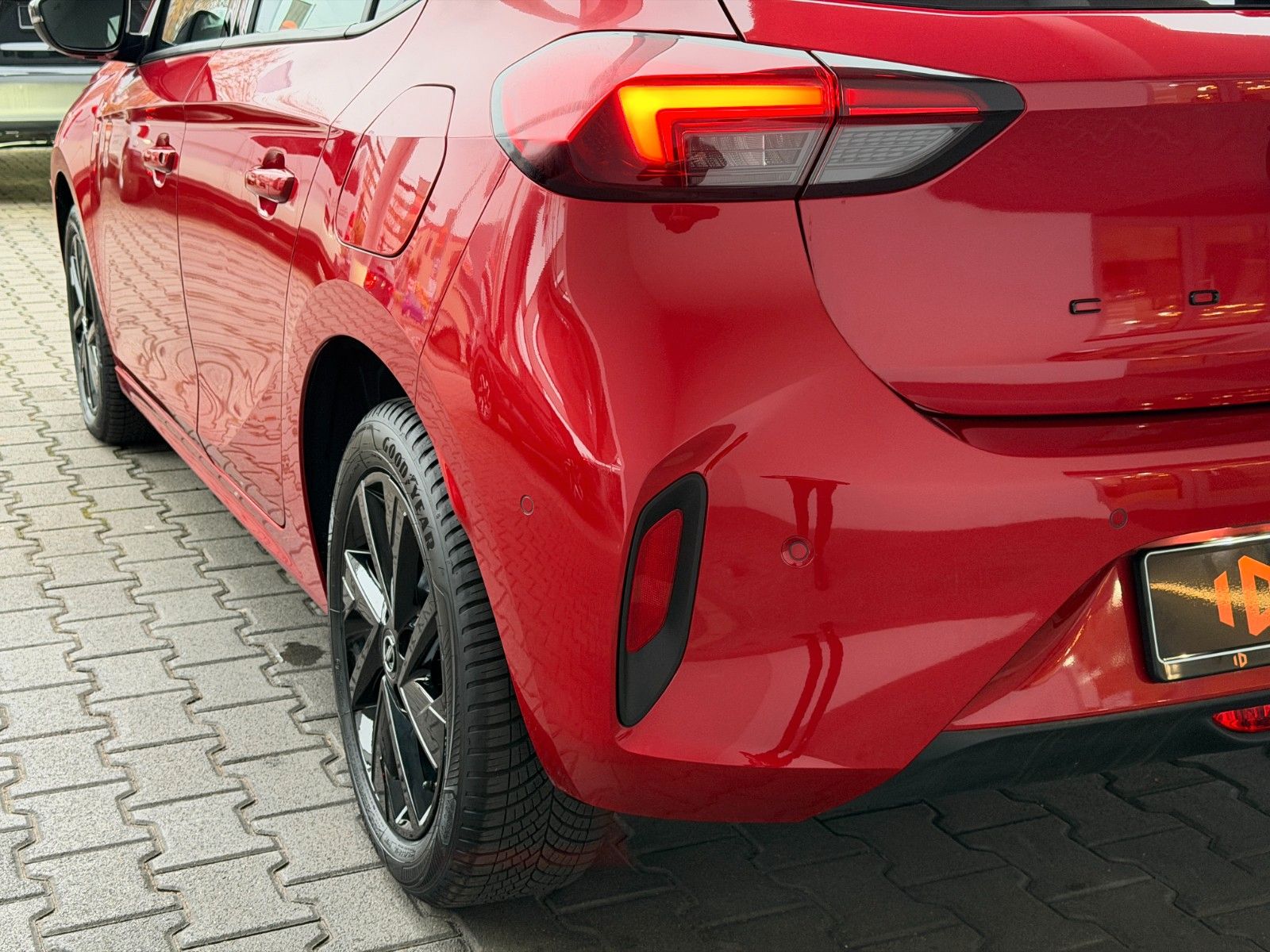 Fahrzeugabbildung Opel Corsa F GS 100 PS SHZ/Kamera/Allwetter!