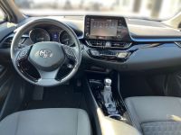 Toyota C-HR 2.0 Hybrid Team  GJR KAMERA PDC SITZHZG LED - Image