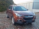 Hyundai ix35 2.0 CRDi  4WD Style - Hyundai ix35: Allradantrieb, Automatik, 2.0