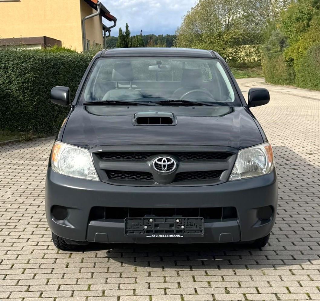TOYOTA HILUX 2.5 D-4D 120CH - BVM - ATTELAGE FIXE - 159.384 KMS