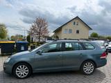 Volkswagen Golf V Variant Trendline AUTOMATIK NAVI PDC TÜV - Volkswagen Golf: Grün