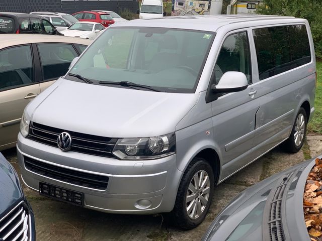 Volkswagen T5 Bus Caravelle7 SITZE+ 2x KLIMAAUTOMATIK+LEDER