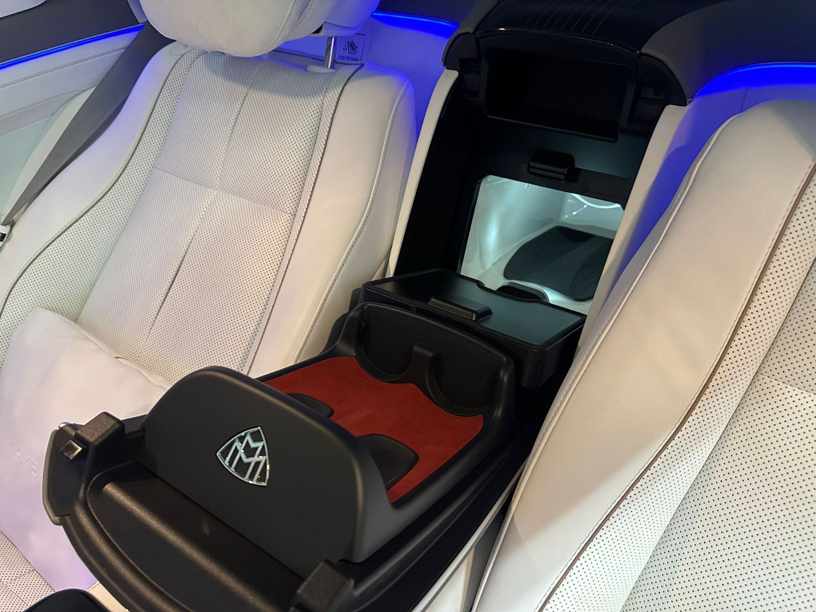 Fahrzeugabbildung Mercedes-Benz GLS 600 Maybach 4MATIC *MANUFAKTUR*VOLL*