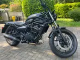Kawasaki Eliminator - weniger als 5 Monate gefahren