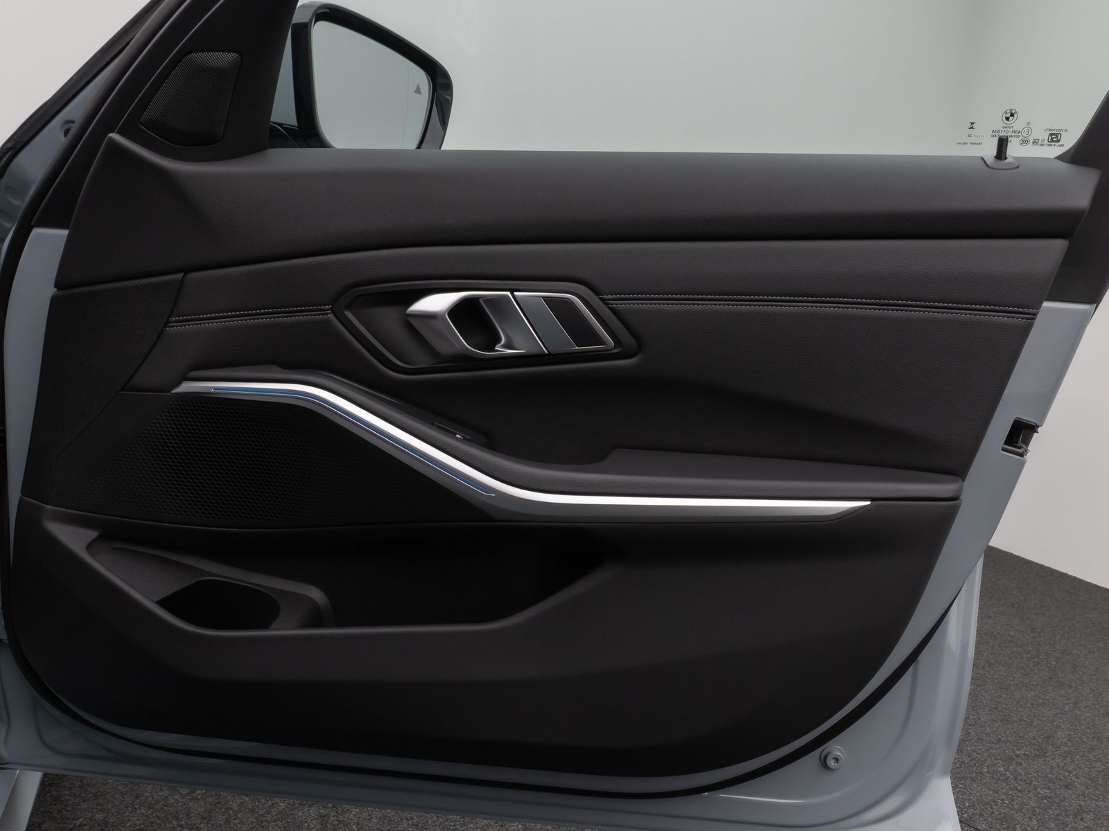 Fahrzeugabbildung BMW 320d M Sport Kamera DAB HiFi HUD Stop&Go Komfort