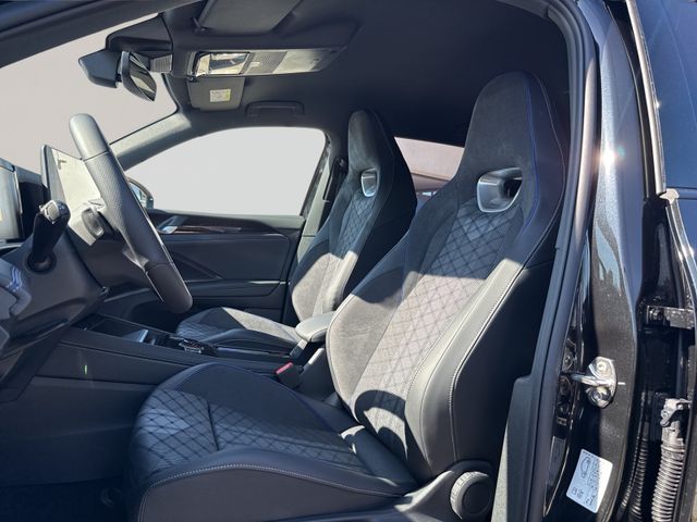 Tiguan R-Line 1.5 eHybrid, AHK, BlackStyle, Area
