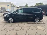 Volkswagen Sharan Highline Exklusive LED/AHK/NAVI/Alcantara - VW Sharan Gebrauchtwagen in Stuttgart