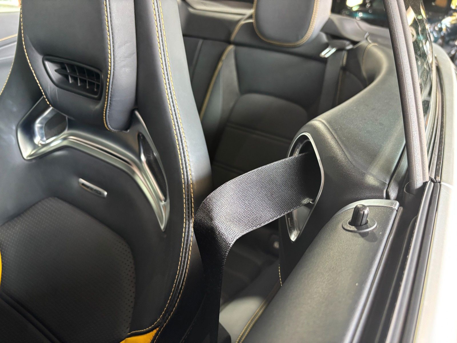 Fahrzeugabbildung Mercedes-Benz C 63 S AMG Final Edition 1of499