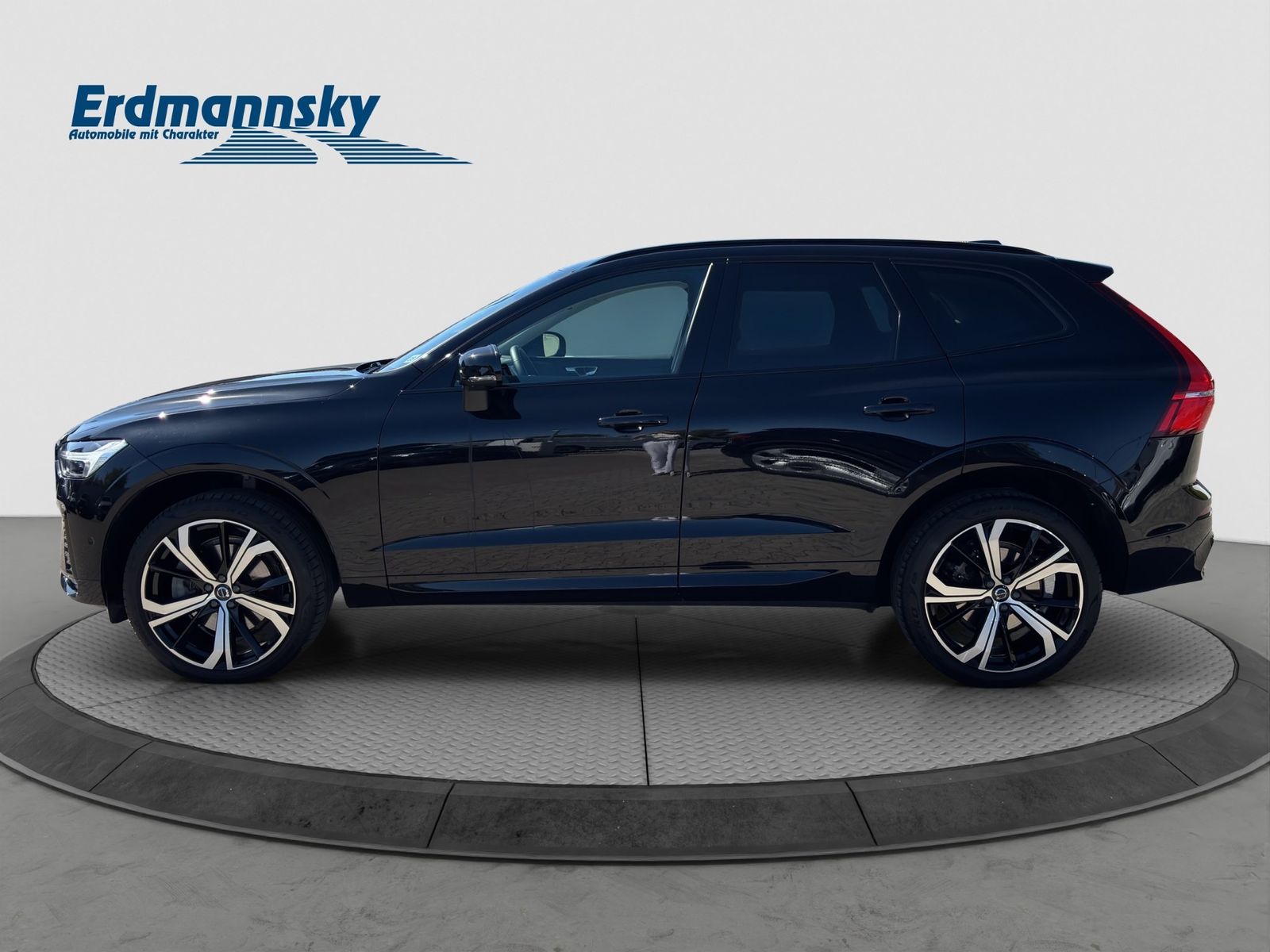 Volvo XC60 B4 Ultimate Dark Pano AHK StHz Four-C 21Zo foto 5