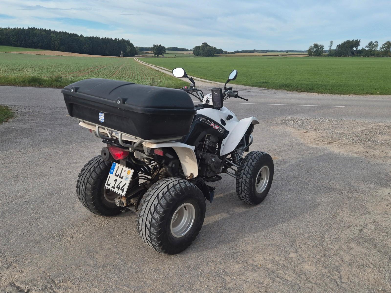 Kymco  2009 — rear view