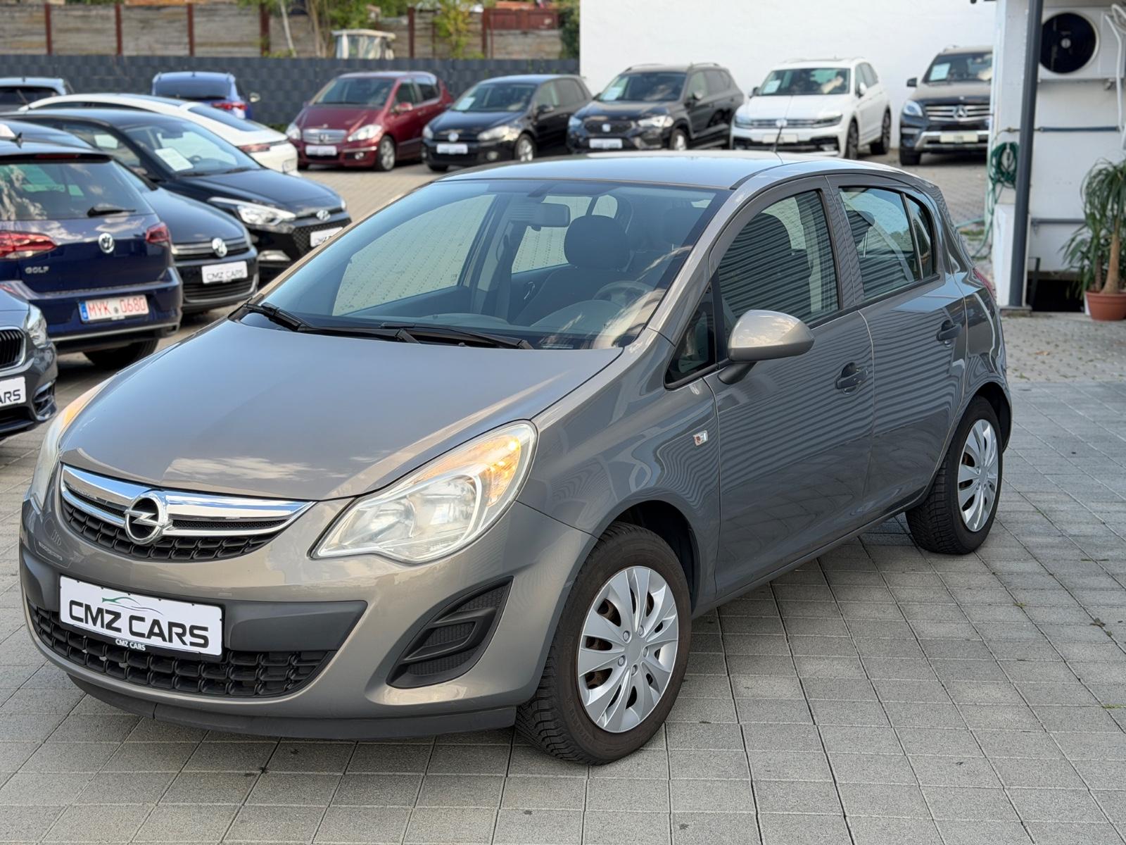 Opel Corsa D Selection*Klima*5-Türe*4 ZYL*