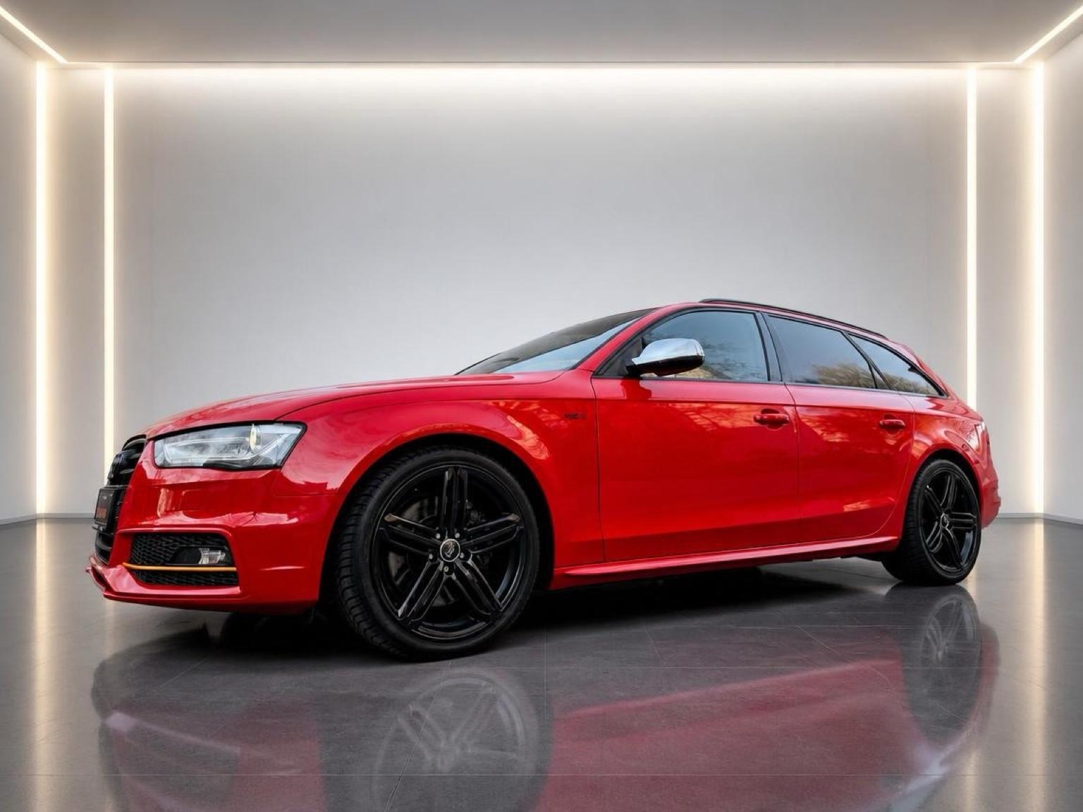 Audi S4 Avant 3.0 TFSI quattro 333 S tronic / Bang & Olufsen / Chauffage stationnaire / Sièges à mémoire