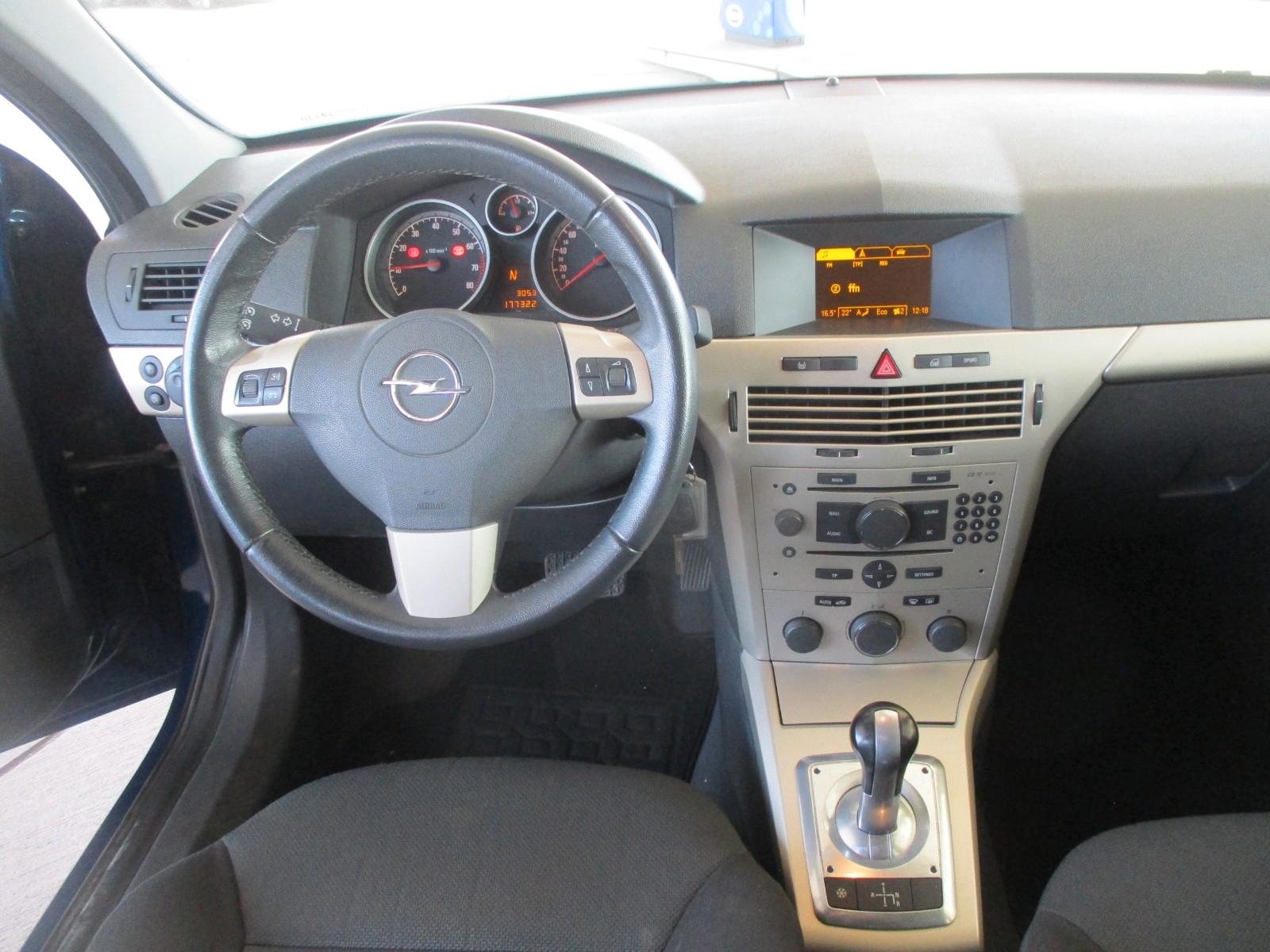 Opel Astra 2007 — photo 13