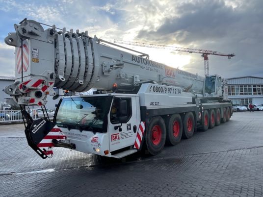 Liebherr LTM 1450-8.1