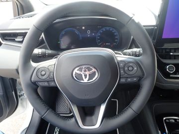 Fahrzeugabbildung Toyota Corolla TS 2.0 Hybrid 197PS Team D, TP, Facelift