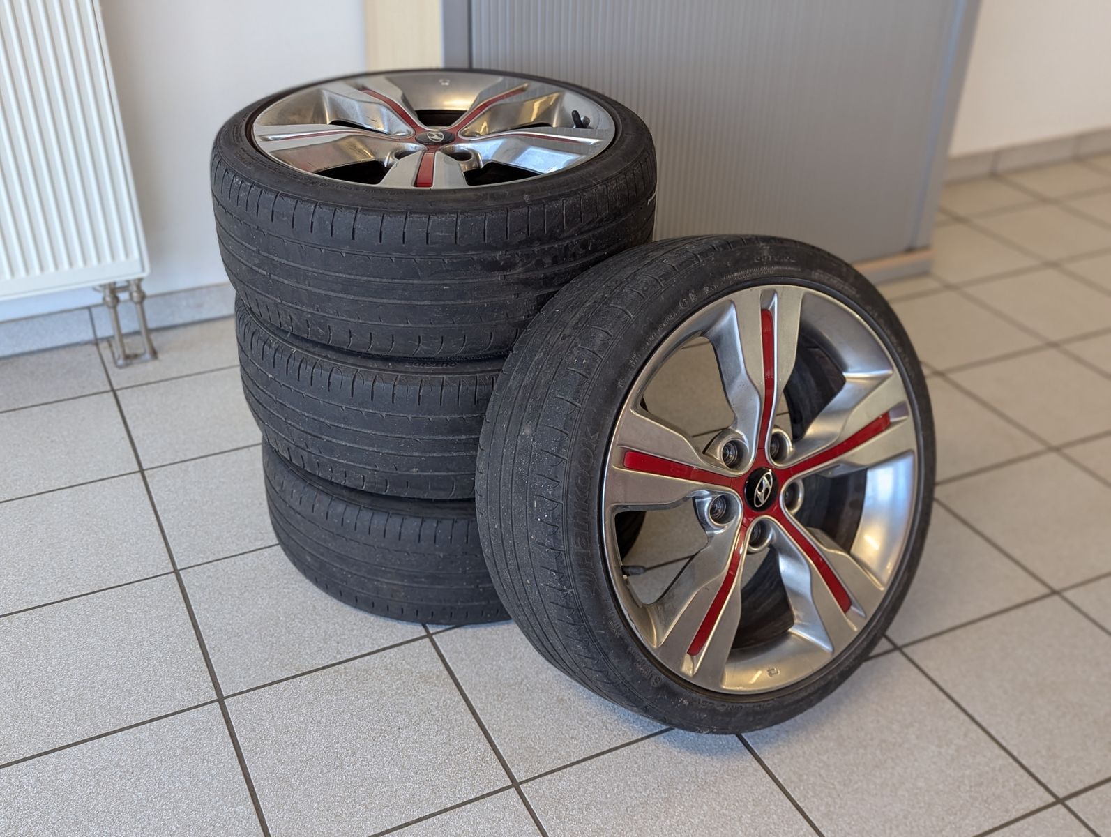 HYUNDAI Veloster 1.6 Style T-Leder Pano 8-Fach Keyless - Image 11