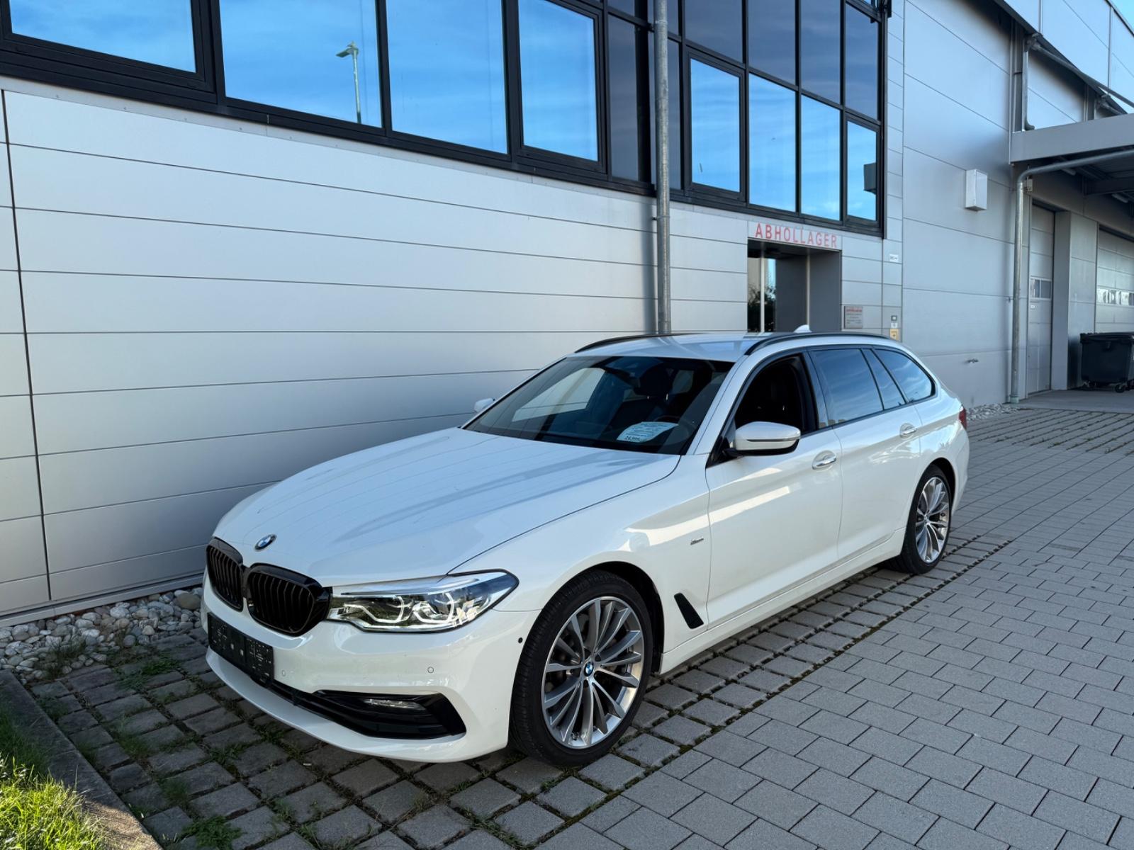 BMW 530i xDrive Touring Sport Line Leder/HUD/ACC