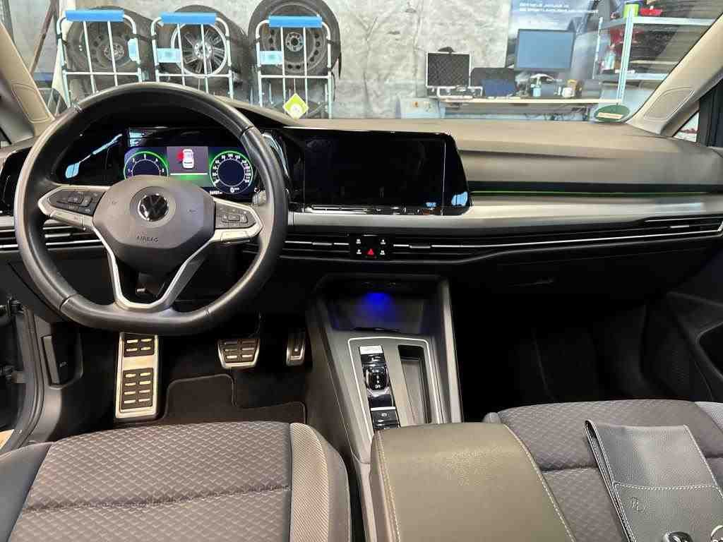 Volkswagen Golf - Bild 5