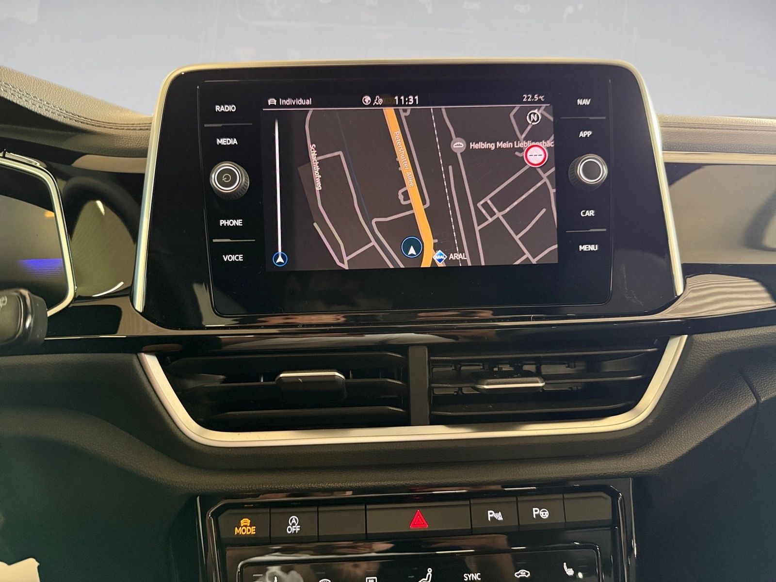 Volkswagen T-Roc - Bild 17
