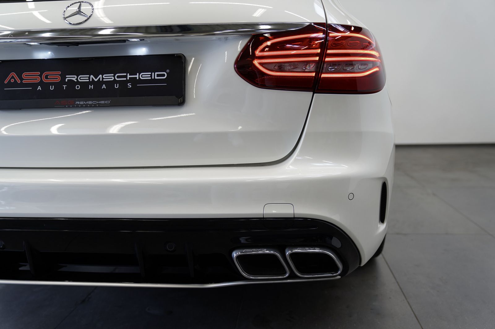 Mercedes Benz C 63 Amg