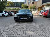 BMW Bmw E90 330i - BMW 330: 330i E90