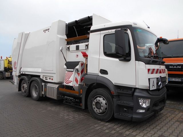 Mercedes-Benz Actros 2533 L 6x2 / Zöller SLF XL II Seitenlader