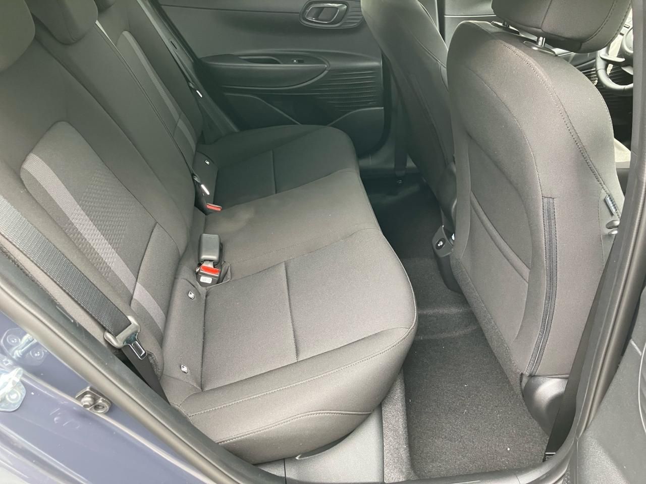 Fahrzeugabbildung Hyundai i20 BLACKLINE SHZ*LHZ*NAVI*CARPLAY